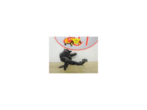 Pédale d'embrayage MERCEDES-BENZ A-CLASS (W169) A 180 CDI (169.007, 169.307) (109 hp) 12961403
