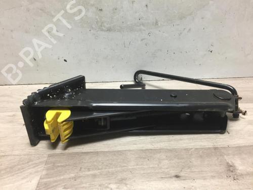 Used Jack Kit RENAULT TWINGO I (C06_) 1.2 (C063, C064) (55 hp) 13260325