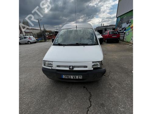Used Interior roof light PEUGEOT EXPERT Van (222) 2.0 HDI (94 hp) 13115938