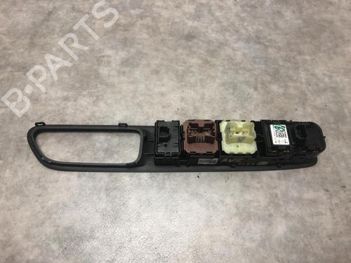 Used Left front window switch RENAULT CAPTUR I (J5_, H5_) 1.2 TCe 120 (118 hp) 23098199