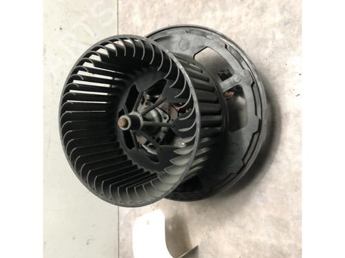 Used Heater blower motor BMW 1 (E87) 118 d (143 hp) 20617368