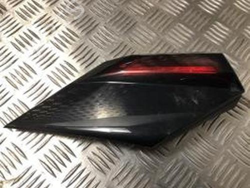 Højre baglygte kofanger CITROËN C4 III (BA_, BB_, BC_) ë-C4 (BCZKXC, BZCKSC) (136 hp) 31022144