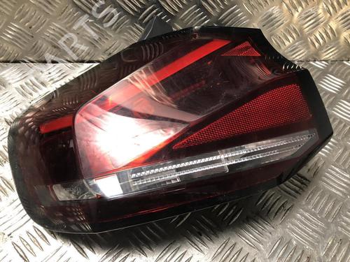 Used Left taillight CITROËN C4 III (BA_, BB_, BC_) ë-C4 (BCZKXC, BZCKSC) (136 hp) 31022157