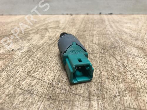 Used Switch RENAULT MEGANE II Coupé-Cabriolet (EM0/1_) 1.9 dCi (120 hp) 13224131