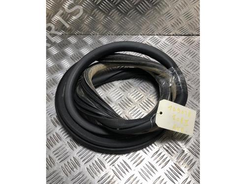 Rubber door seal PEUGEOT 208 II (UB_, UP_, UW_, UJ_) 1.5 BlueHDI 100 | BP27597337C142 