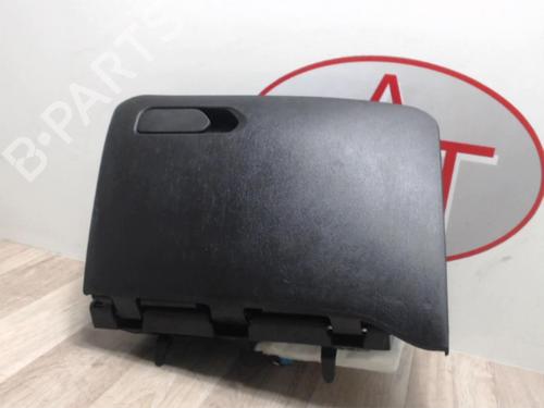 Used Glove box FIAT TIPO Hatchback (356_, 357_) 1.3 D (356HXH1A) (95 hp) 28334212