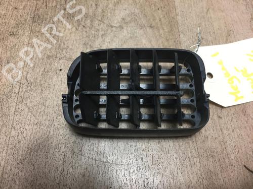 Used Air vent RENAULT MEGANE I Coach (DA0/1_) 1.9 dTi (DA0N) (98 hp) 13283562