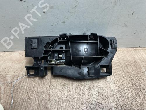 Used Rear right interior door handle PEUGEOT 208 I (CA_, CC_) 1.6 VTi (120 hp) 13264878