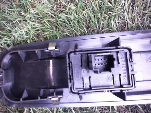 Used Right front window switch RENAULT MEGANE III Hatchback (BZ0/1_, B3_) 1.5 dCi (86 hp) 12962059