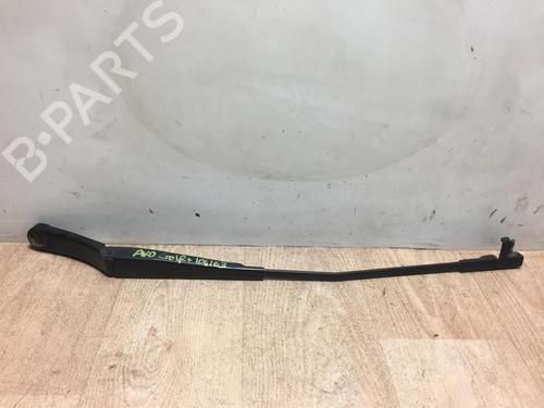 Used Front windshield wiper arm VW GOLF PLUS V (5M1, 521) 2.0 TDI (136 hp) 28287455