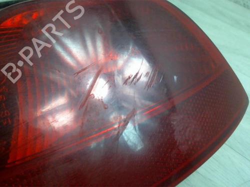 Rear fog light FORD FOCUS I (DAW, DBW) 1.6 16V | BP13226705C37 