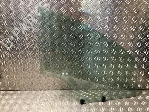 Used Front right door window Front right door window 38771620 38771620