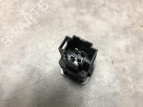 Used Switch VW GOLF IV (1J1) 1.4 16V (75 hp) 20618163