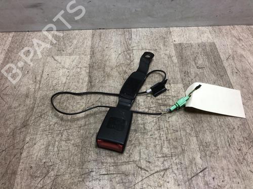 Used Seat buckle VW POLO V (6R1, 6C1) 1.0 (60 hp) 20628229