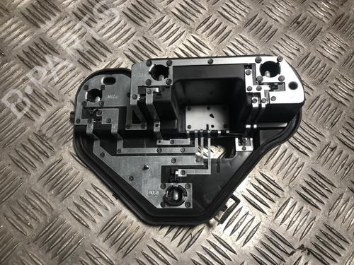 Used Licence plate light Licence plate light CITROËN C3 III (SX) 1.5 BlueHDi 100 (SXYHYP, SXYHTU) (102 hp) 33917424 33917424