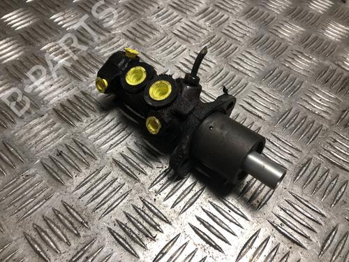 Used Brake master cylinder Brake master cylinder RENAULT SUPER 5 (B/C40_) 1.1 (B/C/401) (46 hp) 33660840 33660840