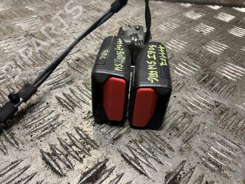 Used Seat buckle PEUGEOT 508 SW I (8E_) 2.0 BlueHDi 180 (180 hp) 31199527