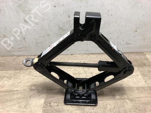 Used Jack Kit LANCIA YPSILON (843_) 1.4 (843.AXG1A) (78 hp) 15966732