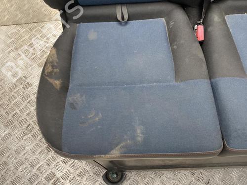 Right front seat RENAULT MASTER III Van (FV) 2.3 dCi 110 FWD (FV0R, FV0W, FV1A) | BP36359936C16  - Image 6