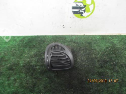 Used Air vent CITROËN XSARA PICASSO (N68) 2.0 HDi (90 hp) 13136310