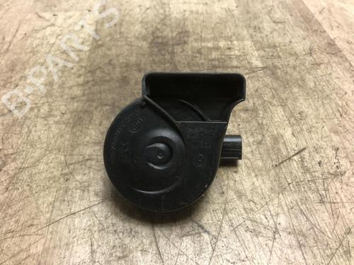 Used Horn AUDI A3 Sportback (8VA, 8VF) 1.6 TDI (110 hp) 23128587