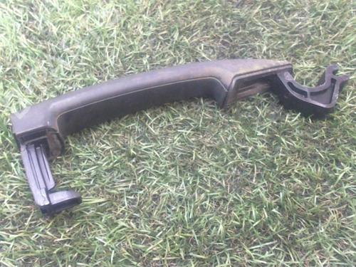 Used Front right exterior door handle PEUGEOT 208 I (CA_, CC_) 1.6 HDi / BlueHDi 75 (75 hp) 13266188
