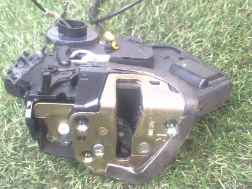 Rear right lock TOYOTA COROLLA (_E12_) 2.0 D-4D (CDE120R, CDE120L_) | BP12963400C99 