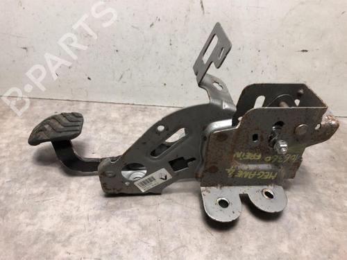 Bremsepedal RENAULT MEGANE IV Hatchback (B9A/M/N_) 1.6 dCi 130 (B9A4) (130 hp) 20620382