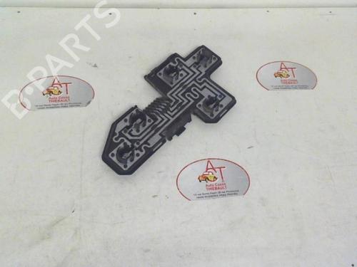 Éclairage de plaque d'immatriculation OPEL CORSA B (S93) 1.5 TD (F08, F68, M68) (67 hp) 30672847