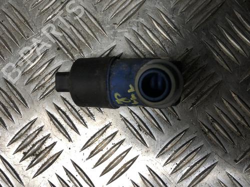 Used Washer pump RENAULT CLIO III Grandtour (KR0/1_) 1.5 dCi (KR0F) (86 hp) 31199946