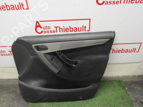 Garniture avant droite CITROËN C4 Picasso I MPV (UD_) 1.6 HDi (109 hp) 20611580