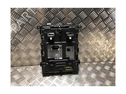 Display monitor RENAULT MEGANE IV Hatchback (B9A/M/N_) 1.5 dCi 110 (B9A3) | BP27516208C48 