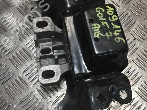 Used Engine mount VW GOLF VII (5G1, BQ1, BE1, BE2) 1.4 TSI (122 hp) 31245238