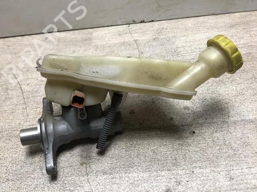Used Brake master cylinder PEUGEOT 208 I (CA_, CC_) 1.6 HDi (92 hp) 13277214