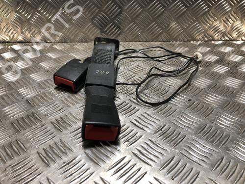 Used Seat buckle MERCEDES-BENZ A-CLASS (W177) A 180 (177.084) (136 hp) 31205089