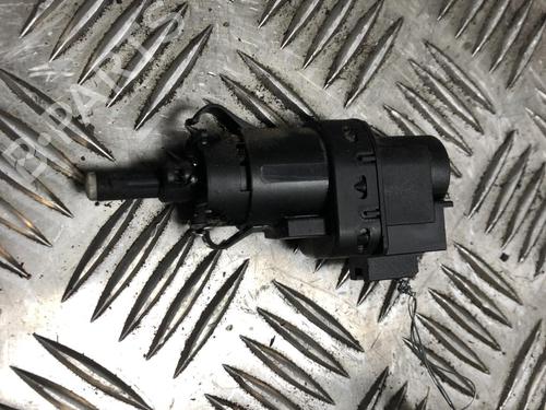 Used Switch VOLVO C30 (533) 1.6 D (109 hp) 31202508