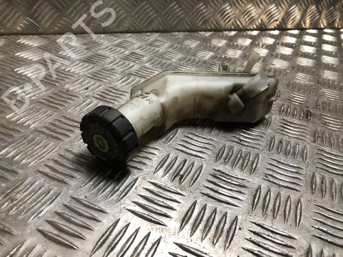 Serbatoio del liquido dei freni RENAULT CLIO III Grandtour (KR0/1_) 1.5 dCi (KR0F) (86 hp) 31199954