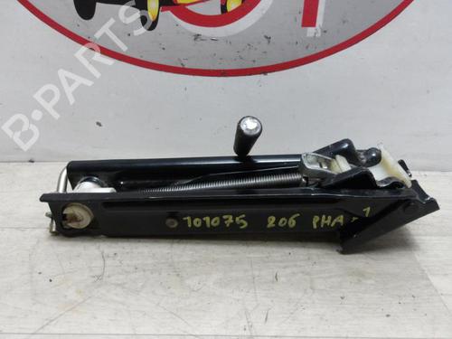 Used Jack Kit PEUGEOT 206 Hatchback (2A/C) 1.1 i (60 hp) 30784346