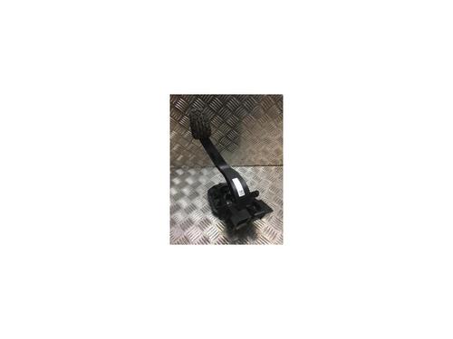 Used Clutch pedal FORD FIESTA VII (HJ, HF) 1.1 Ti-VCT (86 hp) 25441421