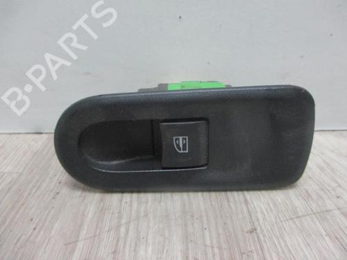 Used Right front window switch DACIA DUSTER (HS_) 1.5 dCi 4x4 (109 hp) 13225467