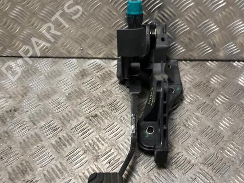 Used Break pedal Break pedal RENAULT CAPTUR II (HF_) TCe 130 (HFMF) (131 hp) 36378906 36378906