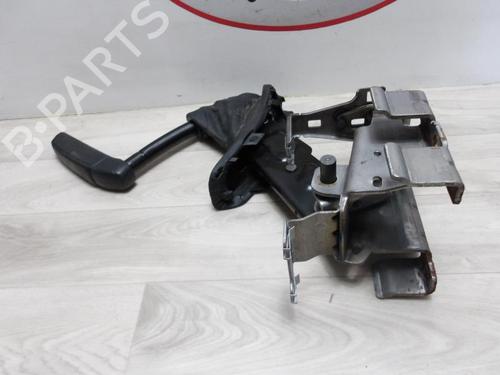 håndbremse CITROËN C4 II (NC_) 1.6 HDi 90 (92 hp) 13221864