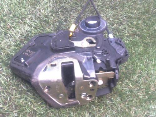 rear-left-lock-toyota-corolla-_e12_-20-d-4d-cde120r-cde120l_-2001-2002-2003-2004-2005-2006-2007-2008-12963403 main image