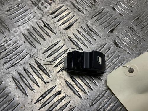 Used Right rear window switch Right rear window switch PEUGEOT 2008 II (UD_, US_, UY_, UJ_, UR_, UC_) 1.2 PureTech 130 (USHNS, URHNS) (130 hp) 33273557 33273557