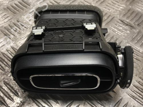 Used Air vent CITROËN C3 III (SX) 1.5 BlueHDi 100 (SXYHYP, SXYHTU) (102 hp) 31203055