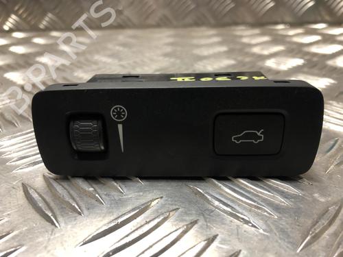 Comutador VOLVO XC90 II (256) D5 AWD (224 hp) 31202637