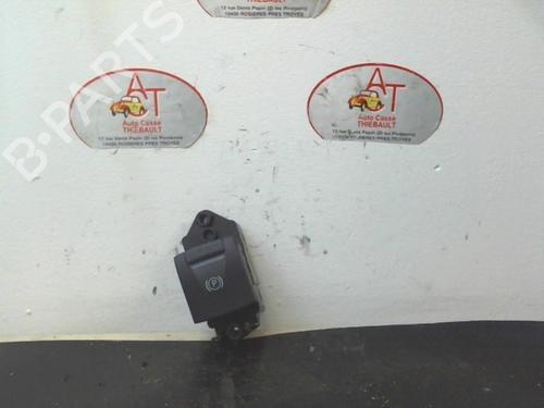 Used Switch RENAULT GRAND SCÉNIC III (JZ0/1_) 1.5 dCi (JZ09, JZ0D, JZ10, JZ14, JZ1G, JZ29, JZ2C) (110 hp) 22763592