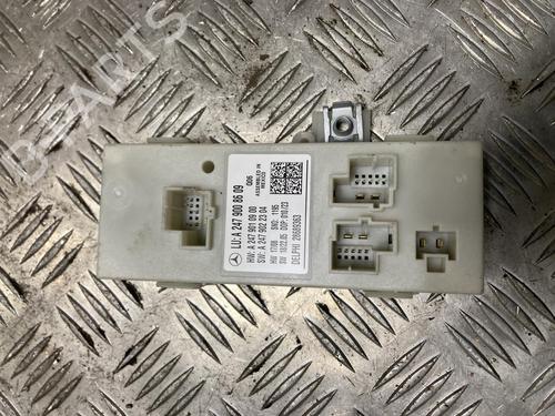 Used Control unit Control unit MERCEDES-BENZ GLB (X247) GLB 220 d 4-matic (247.615) (190 hp) 33292234 33292234
