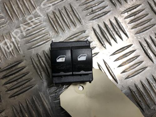 Used Left front window switch CITROËN C4 CACTUS 1.2 THP 110 (110 hp) 31204300