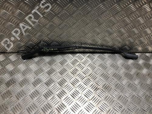 Used Front windshield wiper arm Front windshield wiper arm PEUGEOT 5008 II (MC_, MJ_, MR_, M4_) 1.5 BlueHDi 130 (MCYHZJ, MCYHZR, MCYHZX) (131 hp) 33458787 33458787